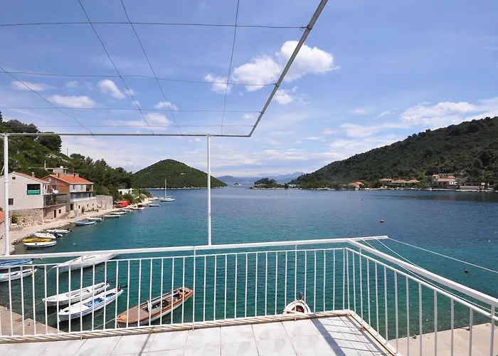 Zdenka Apartamento *