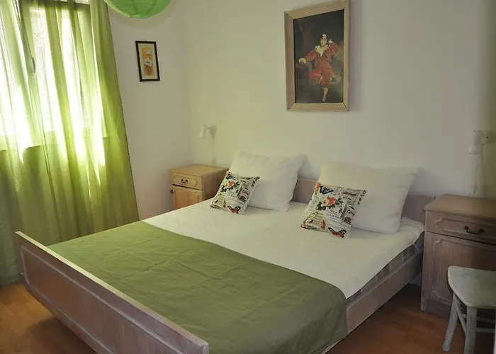 Zdenka Apartamento *