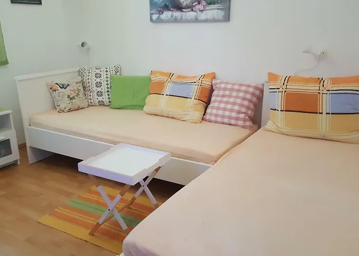 Zdenka Apartamento *