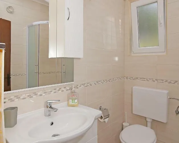 Zdenka Apartamento Prožura